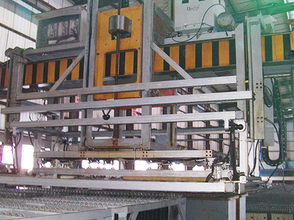 什么是電解錳、鋅自動(dòng)生產(chǎn)線(xiàn)